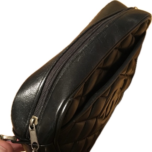 No Name Leather Chain Shoulder Handbag - Picture 3 of 10